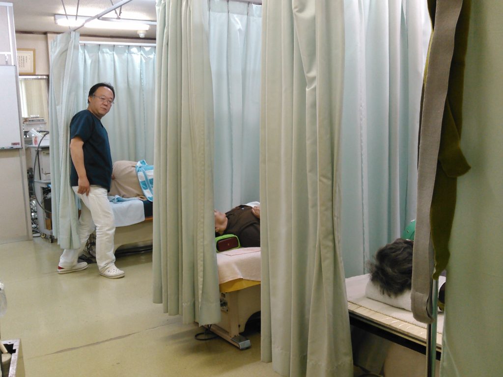 城南整骨院　施術室
